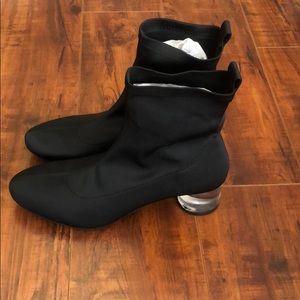 Nylon booties with clear heel